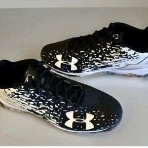 Under Armour Mens Leadoff Low RM #1278744-011 Baseball Cleats Sz 13 Black White